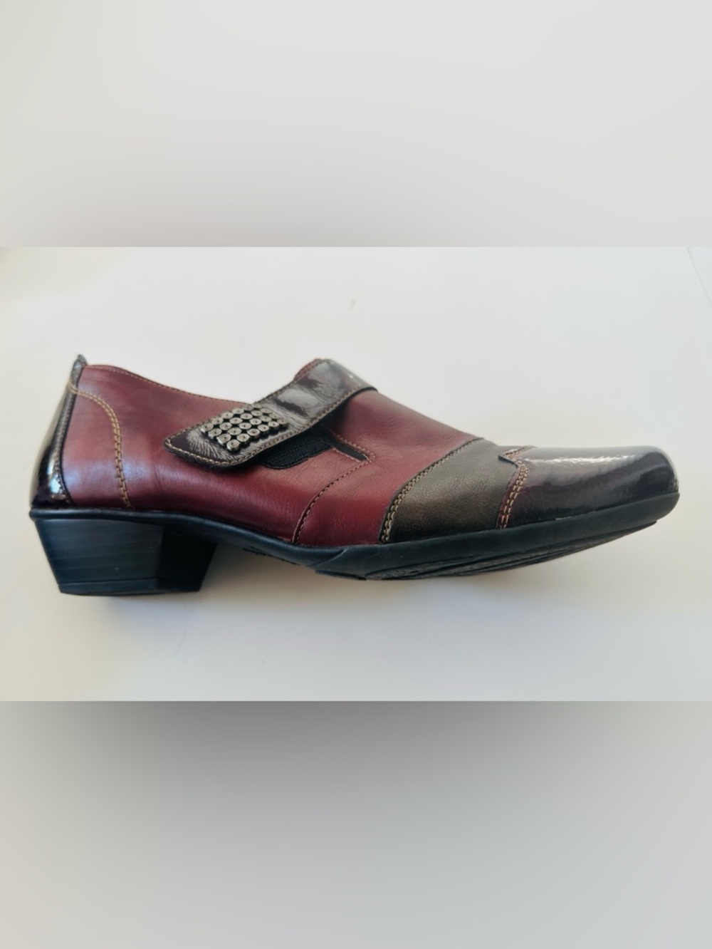 REMONTE Loafer Leather Burgundy Wine Black Heel Pewter Detail Sz EU42 US11